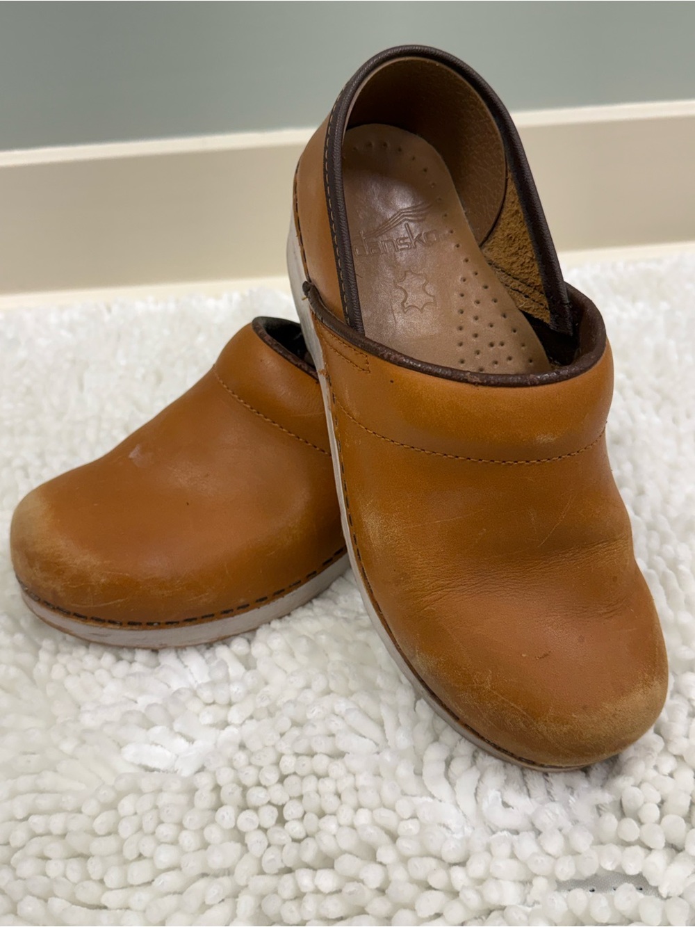 Dansko Womens Brown Leather Clog
